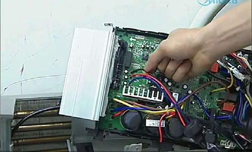 桐乡美的空调电话是多少